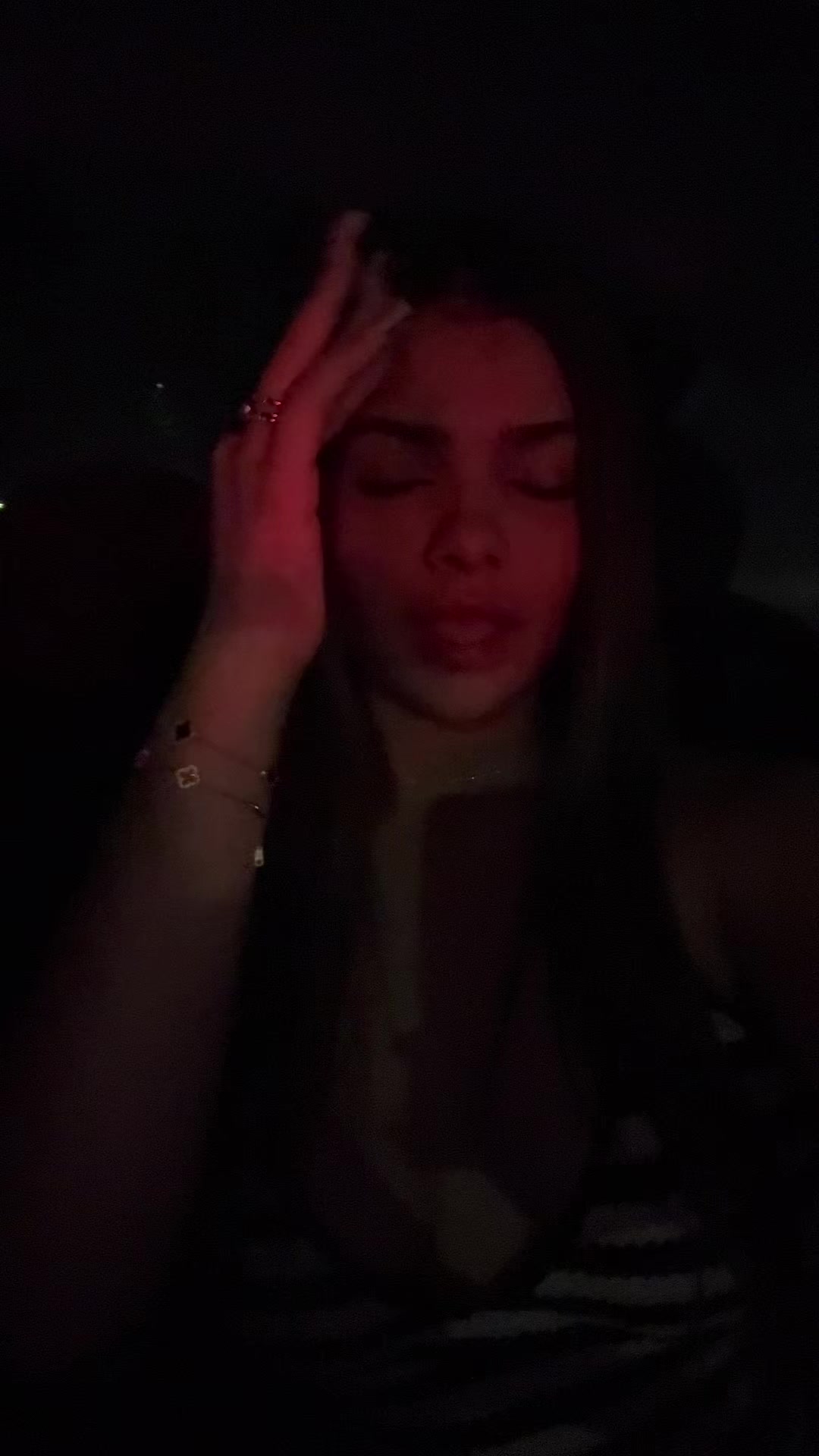 @Adriana