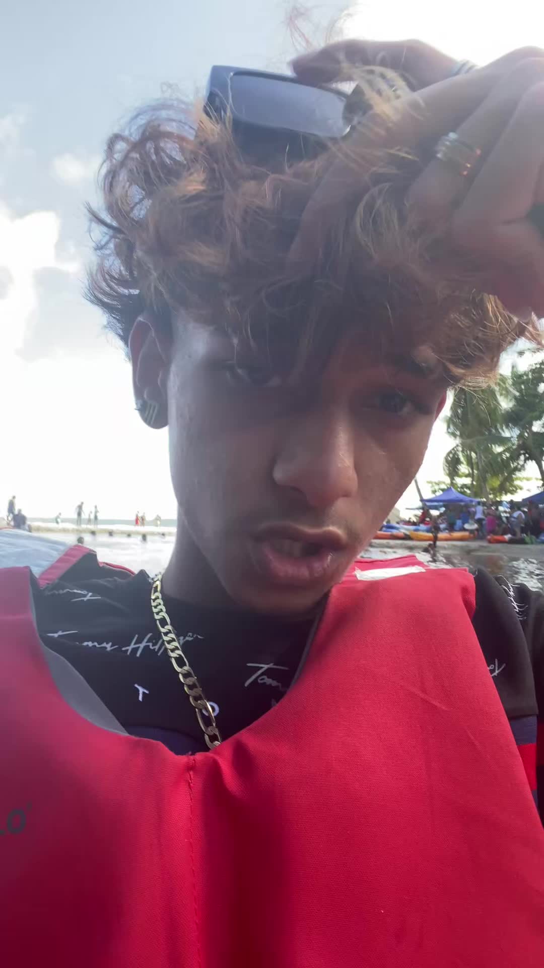 @𝐁𝐨𝐛𝐛𝐲🥀