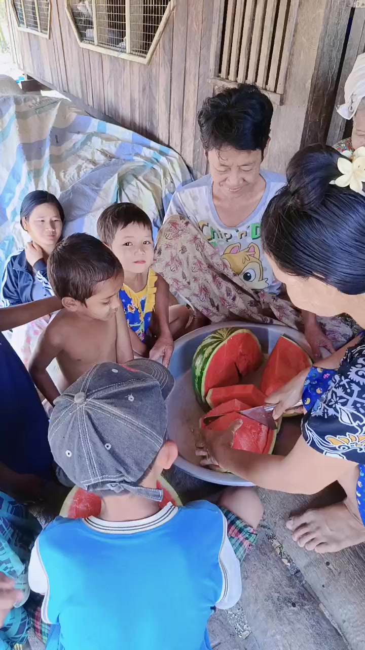 @Ye Htet Aung