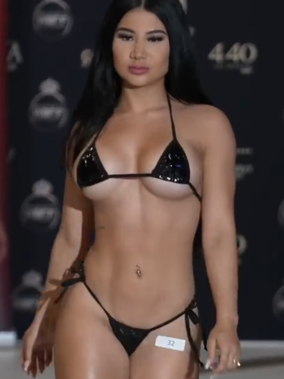 @Ava Noire