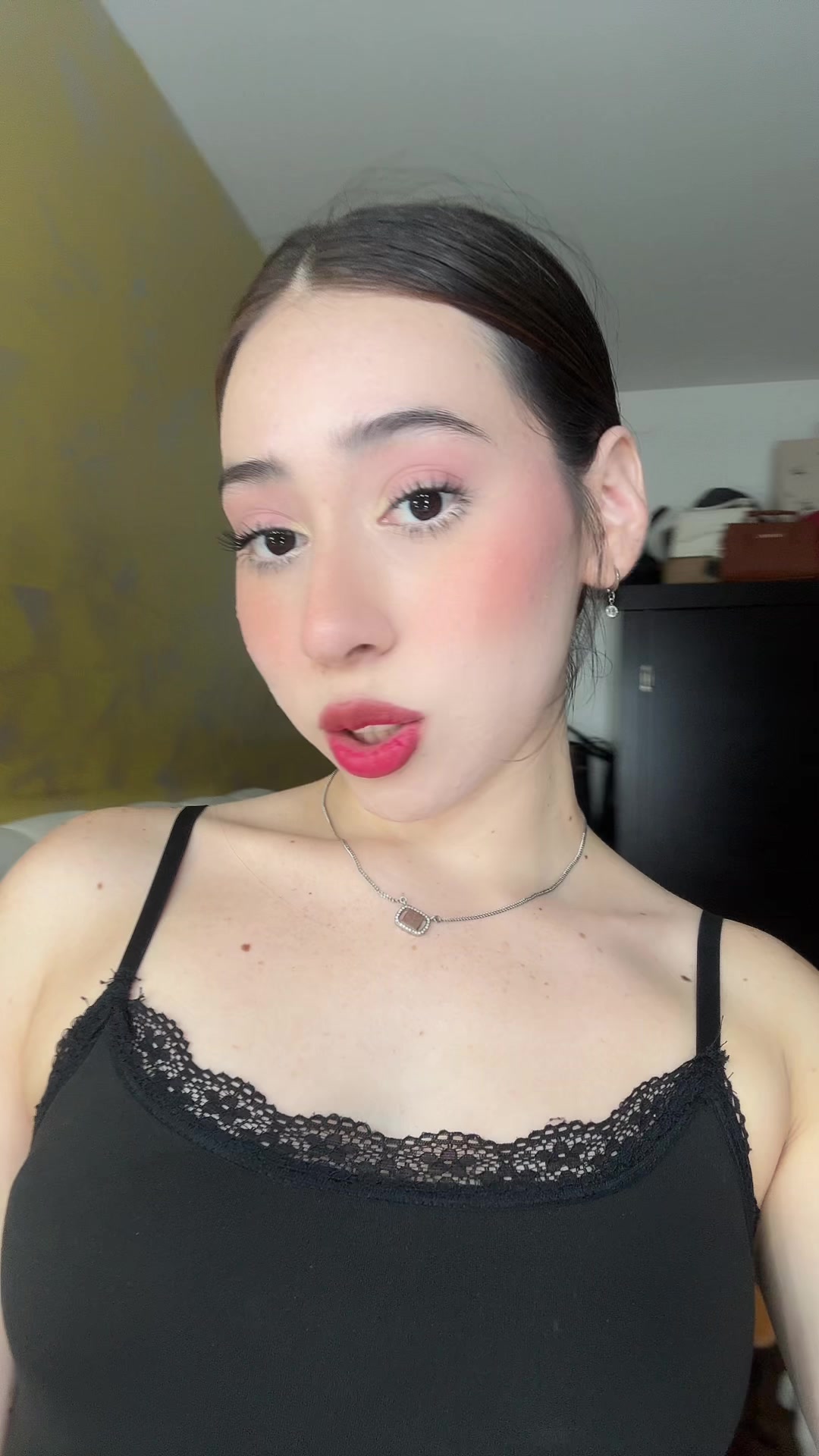 @Lesshh