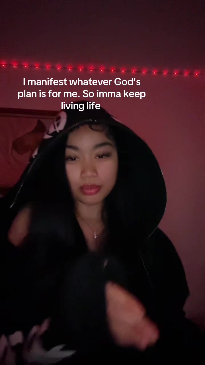 @missraeanaa
