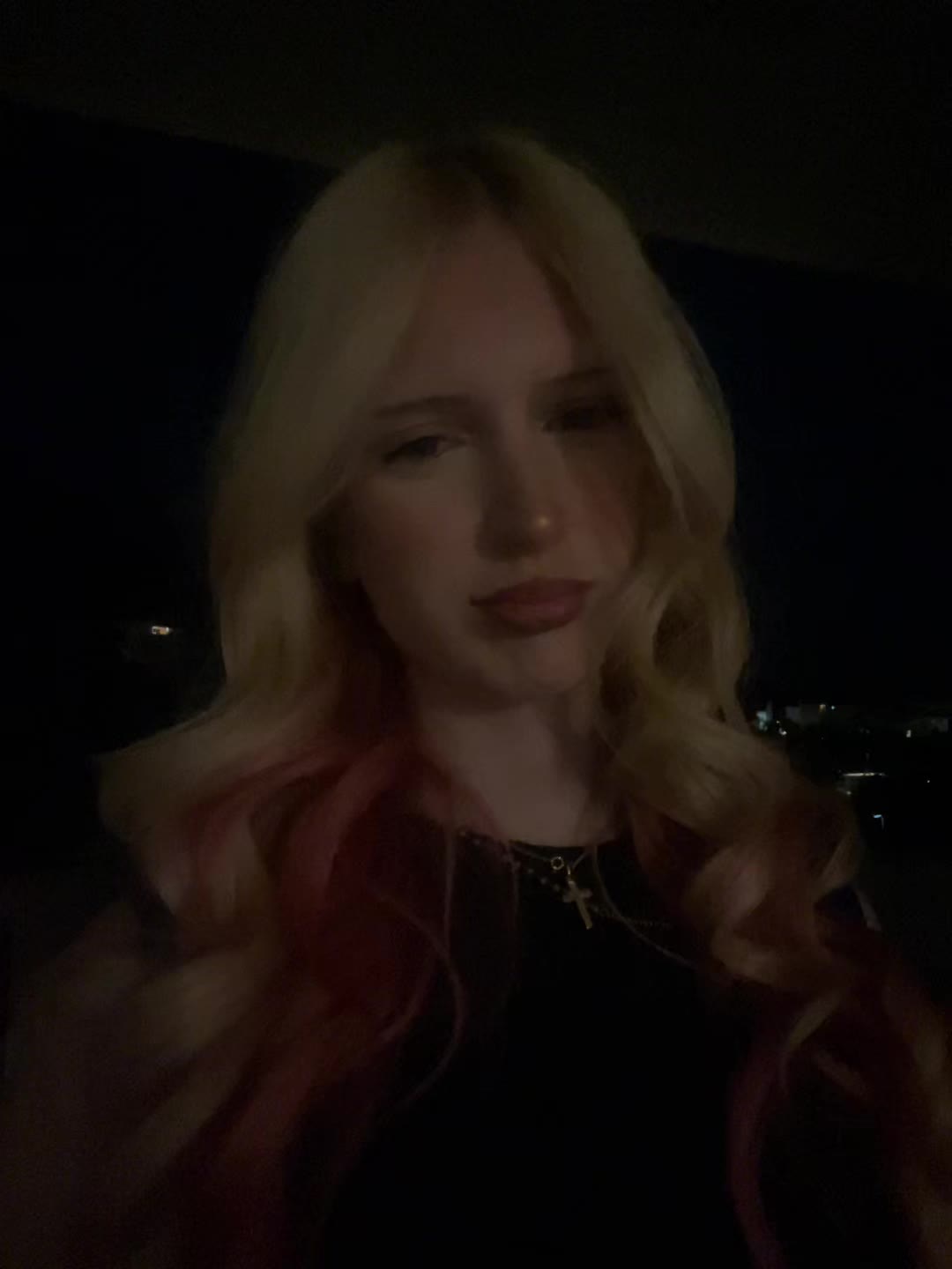 @huzzilyy