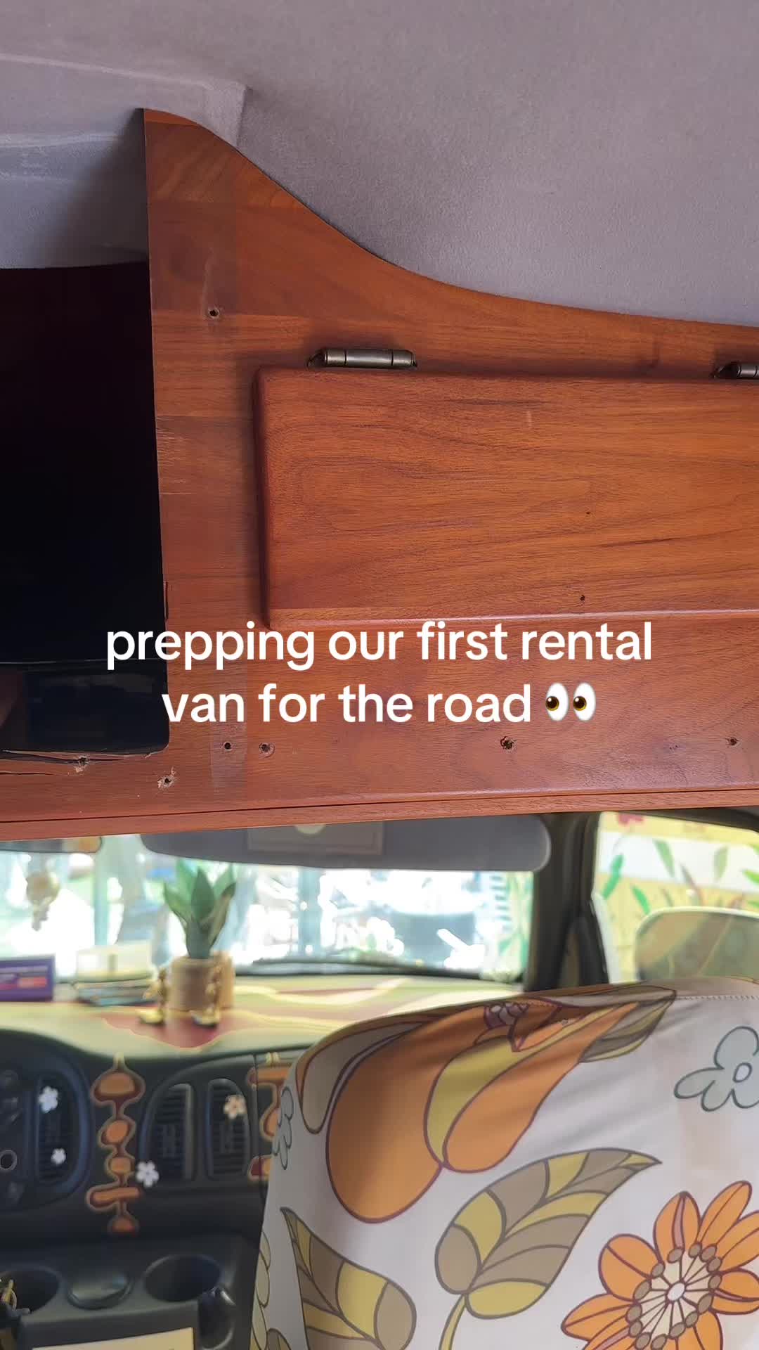 @Estelle ~ Building FL Van Life