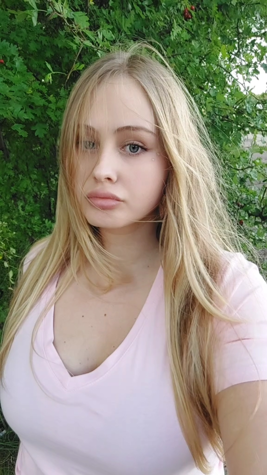 @Даша 🍥
