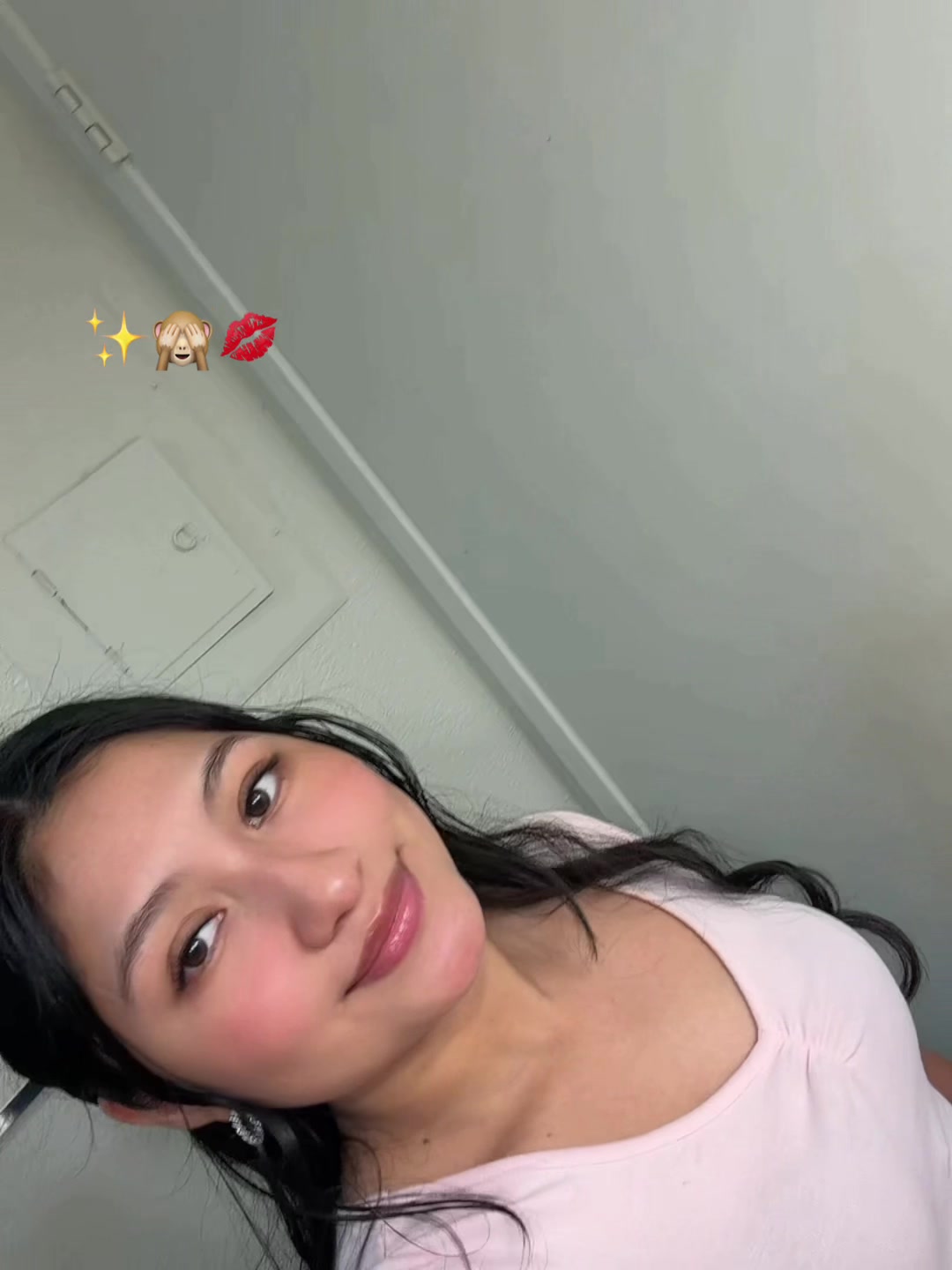 @☺️ Alexandra