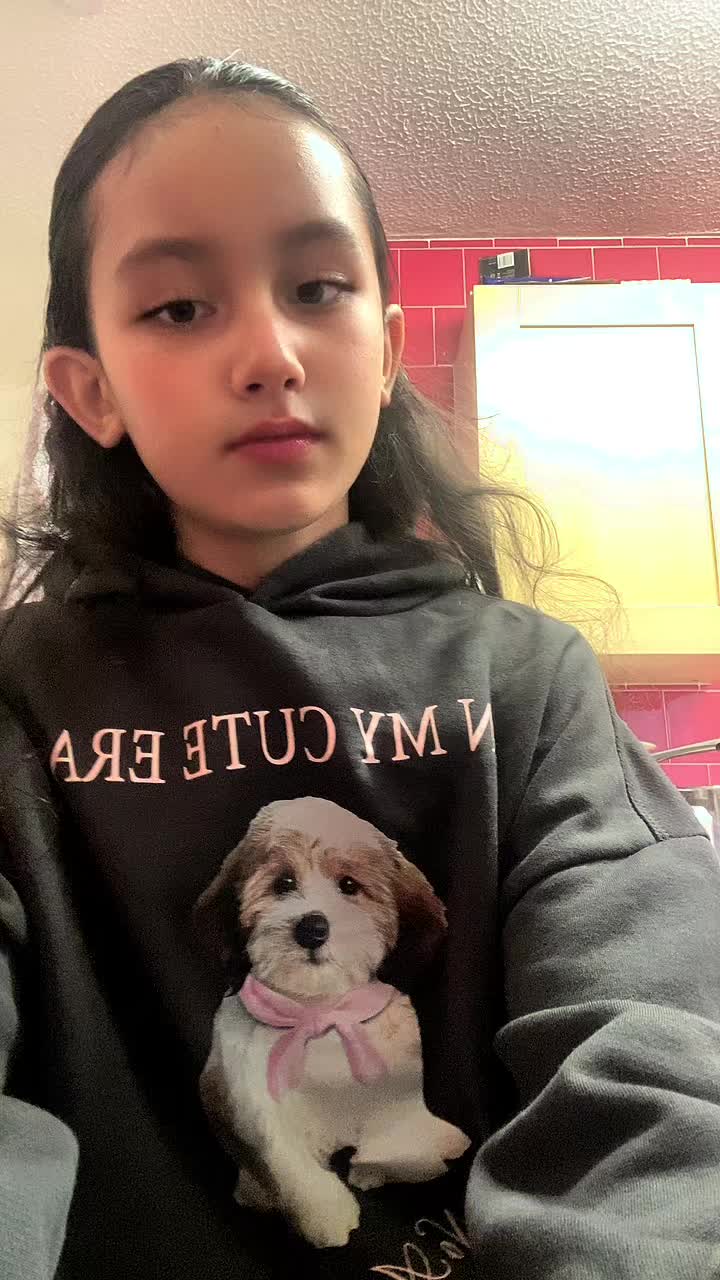 @Ariana cutie