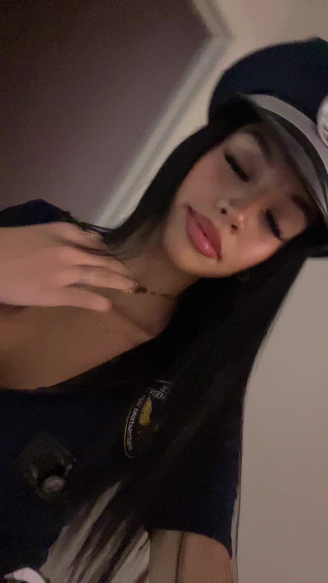 @7