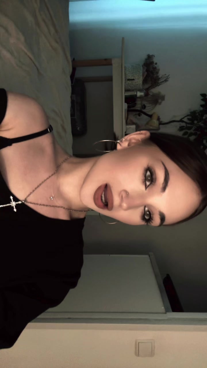 @llizzonn
