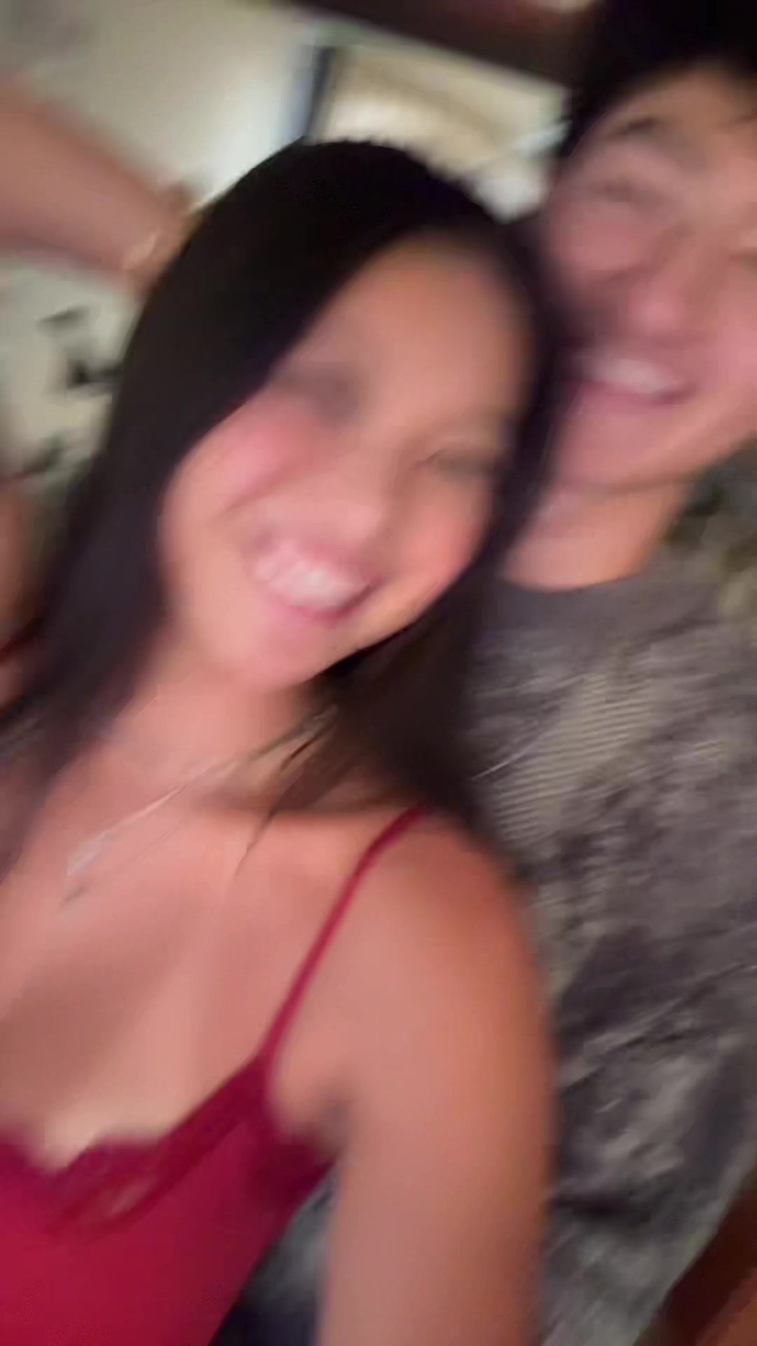 @zoeekomo