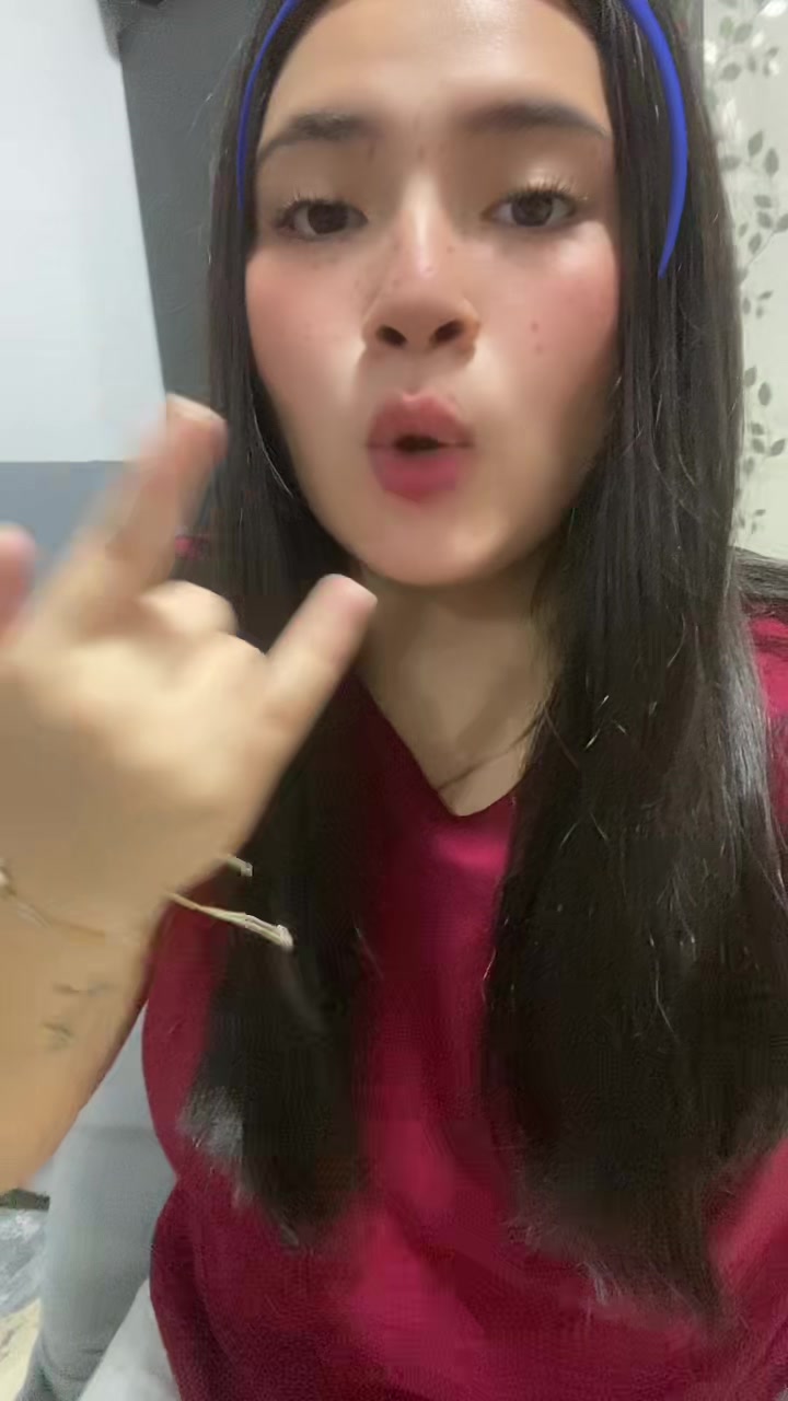 @VALERIA