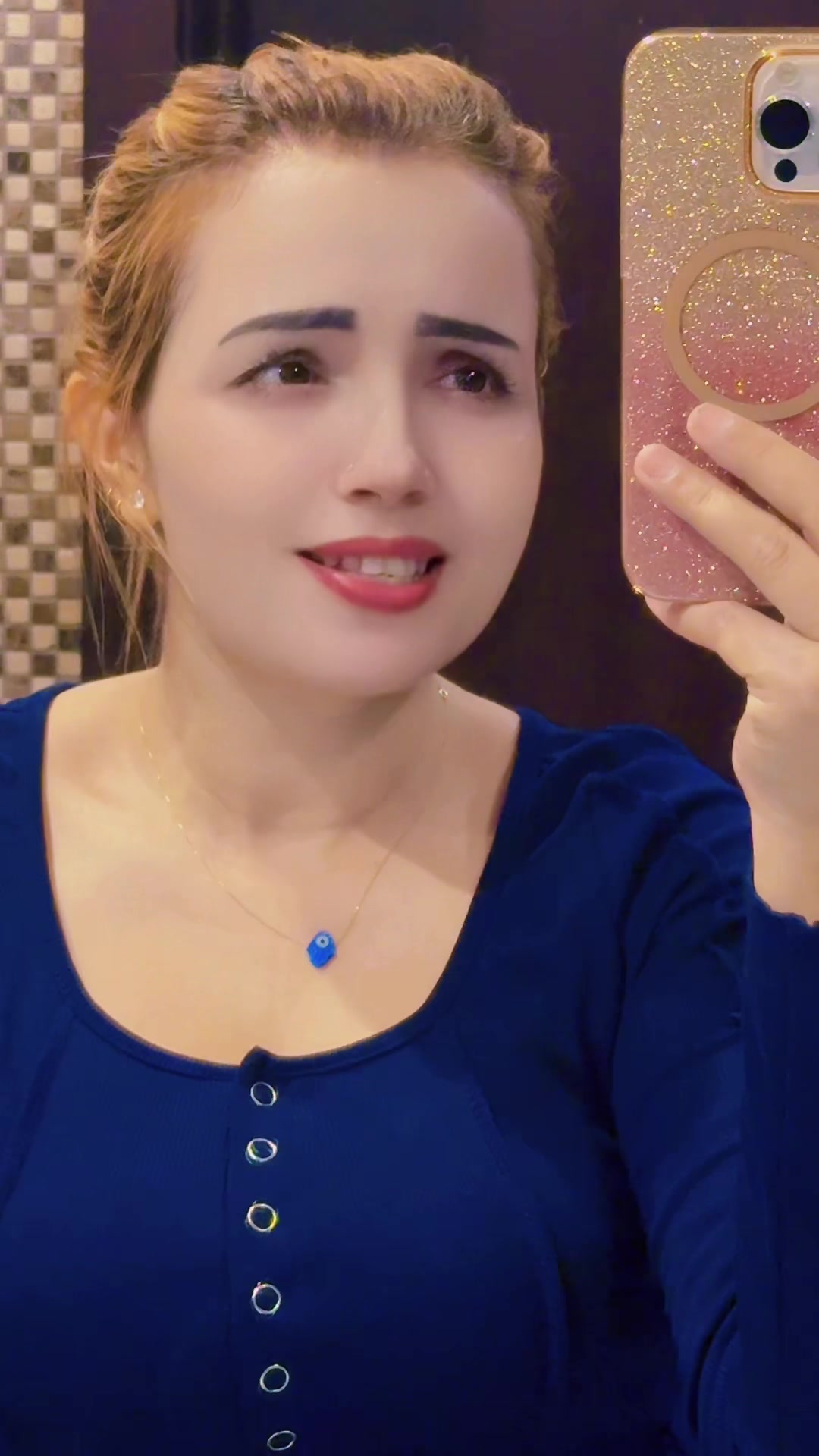 @🧿Anush👑🧿