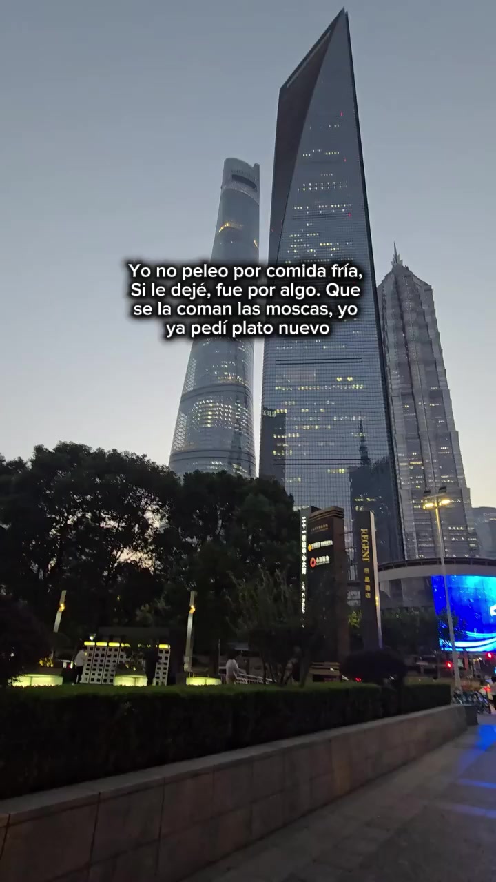 @Lariossv
