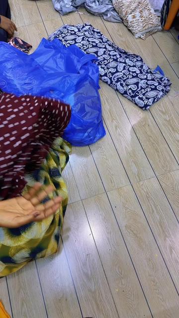 @reyxaan center🛍️👠