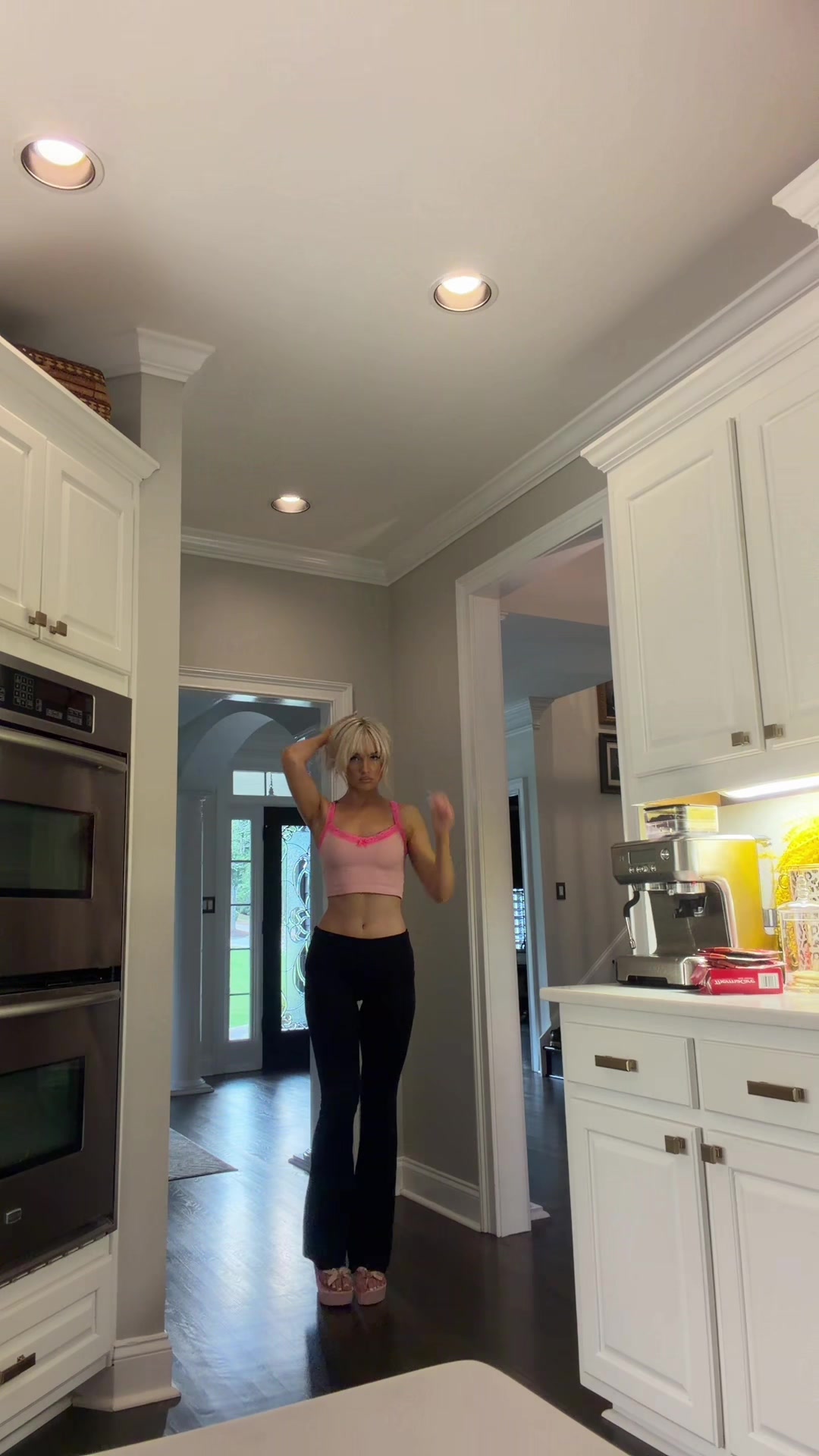 @AVA ISABELLA