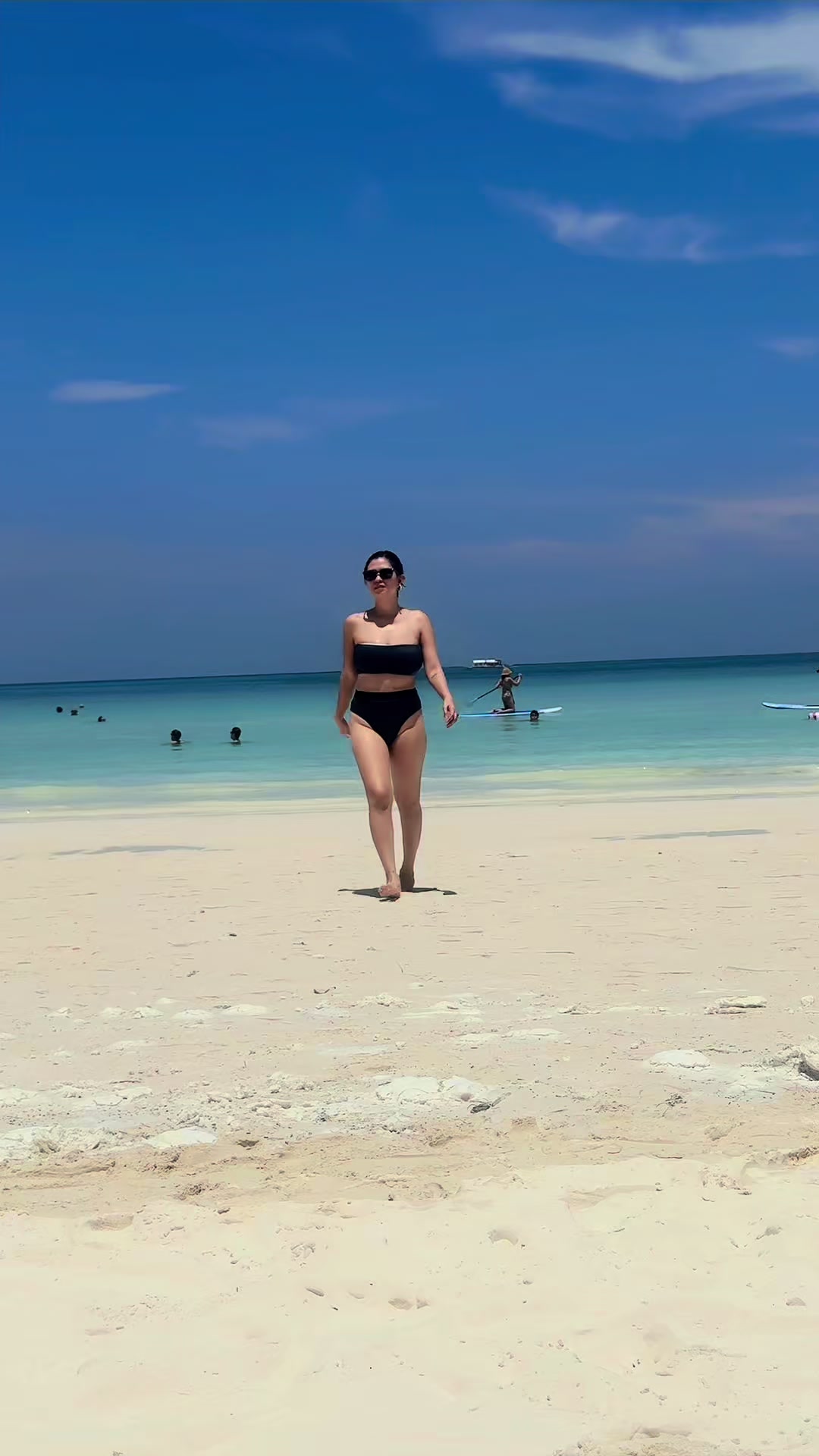 @Mariedelatorre05 on IG