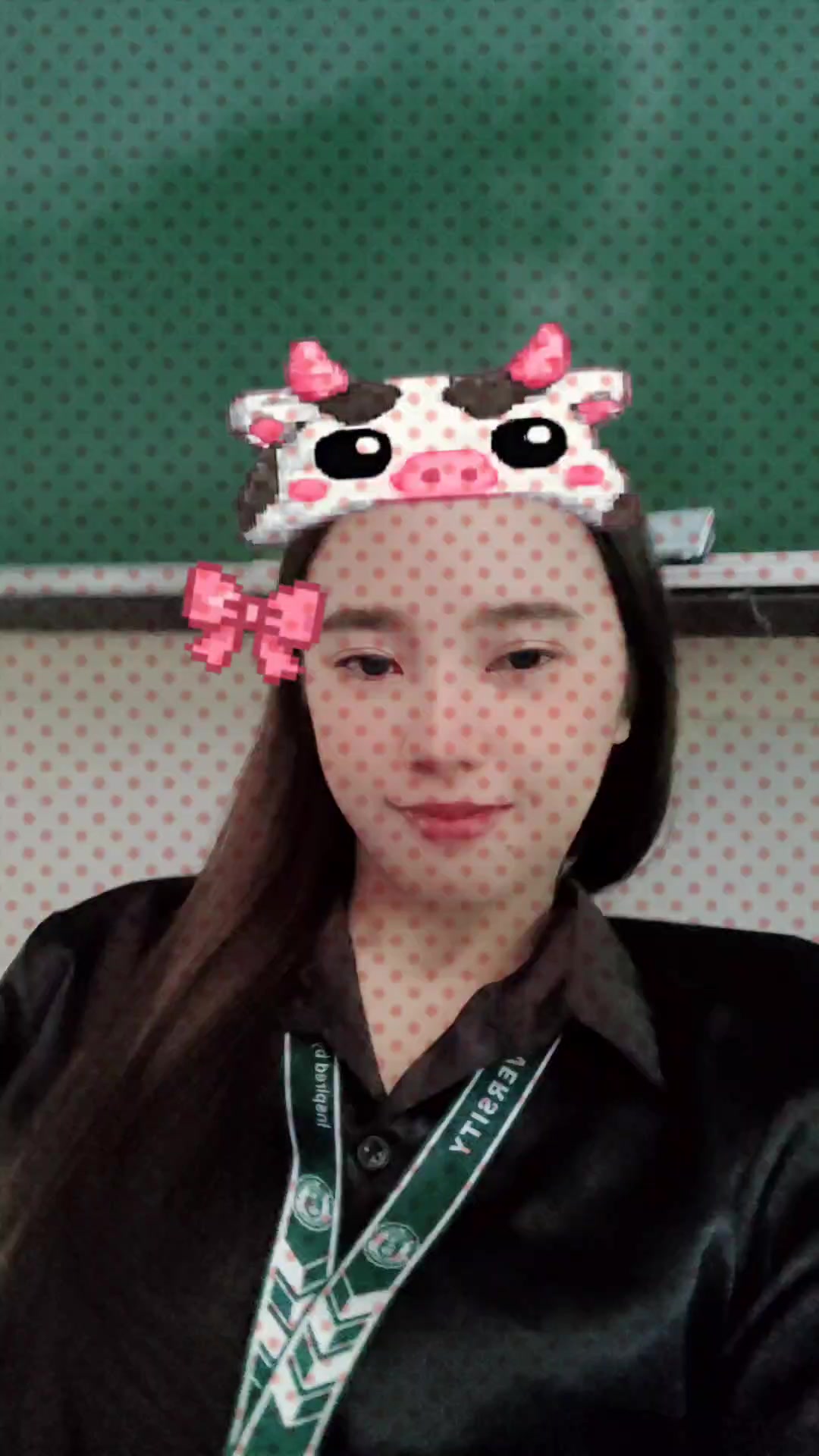 @Loraine
