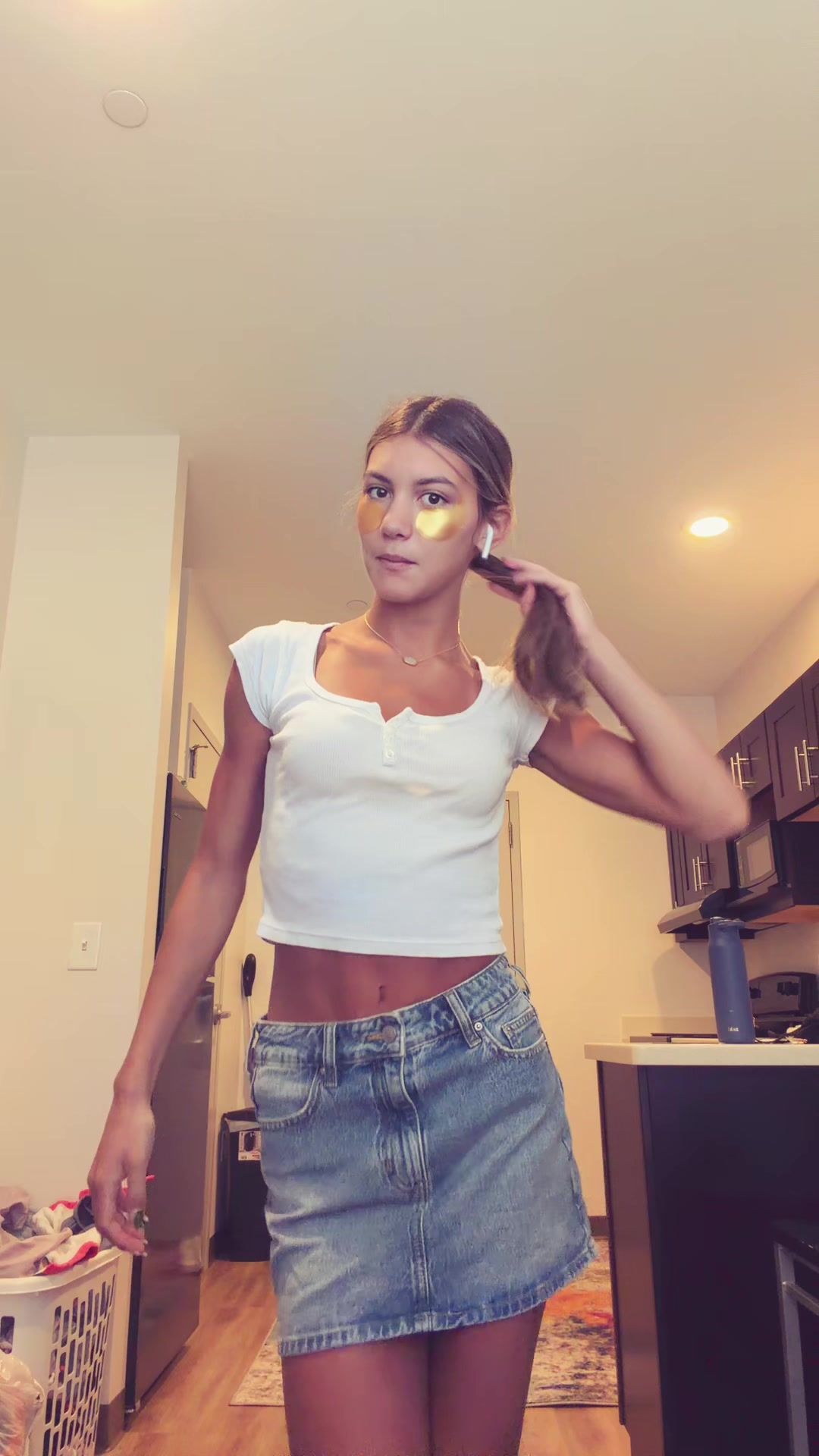 @theleahmae
