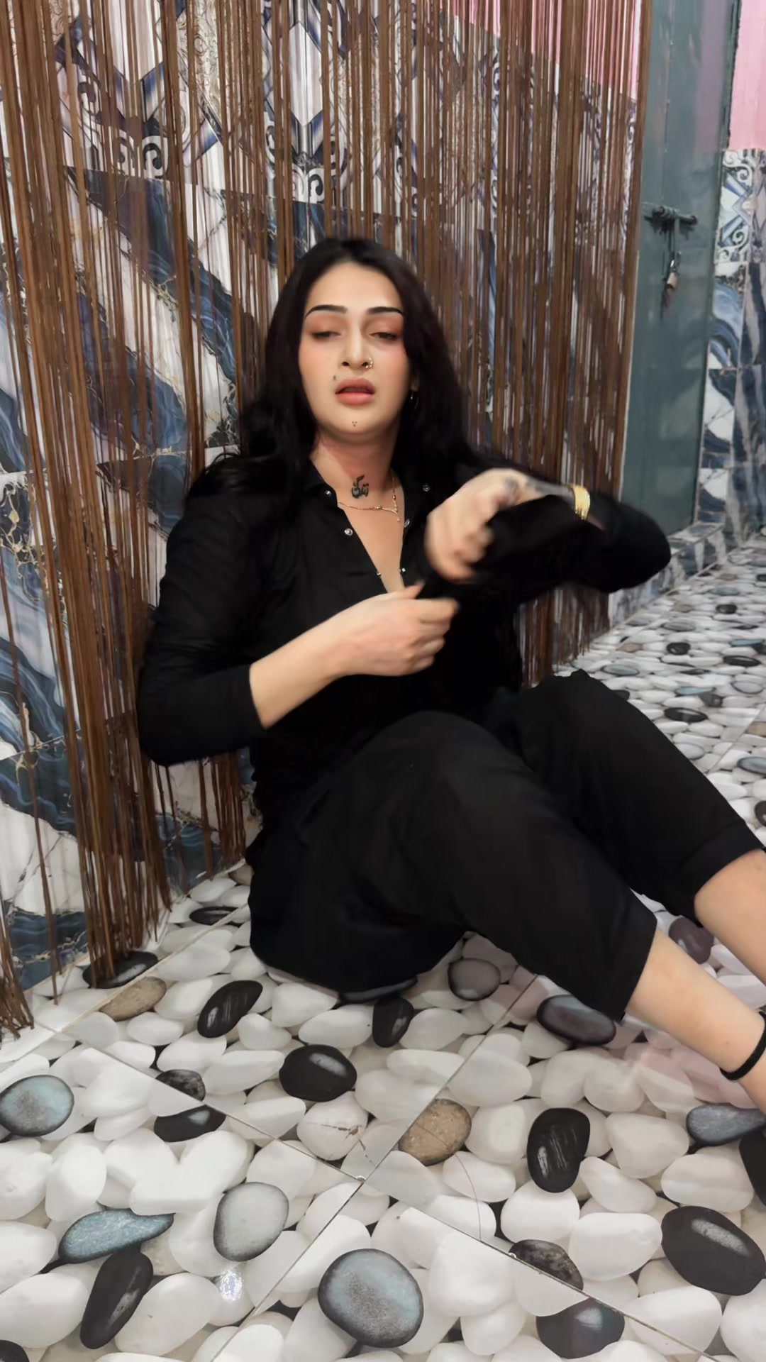@Misses Karachi zindage