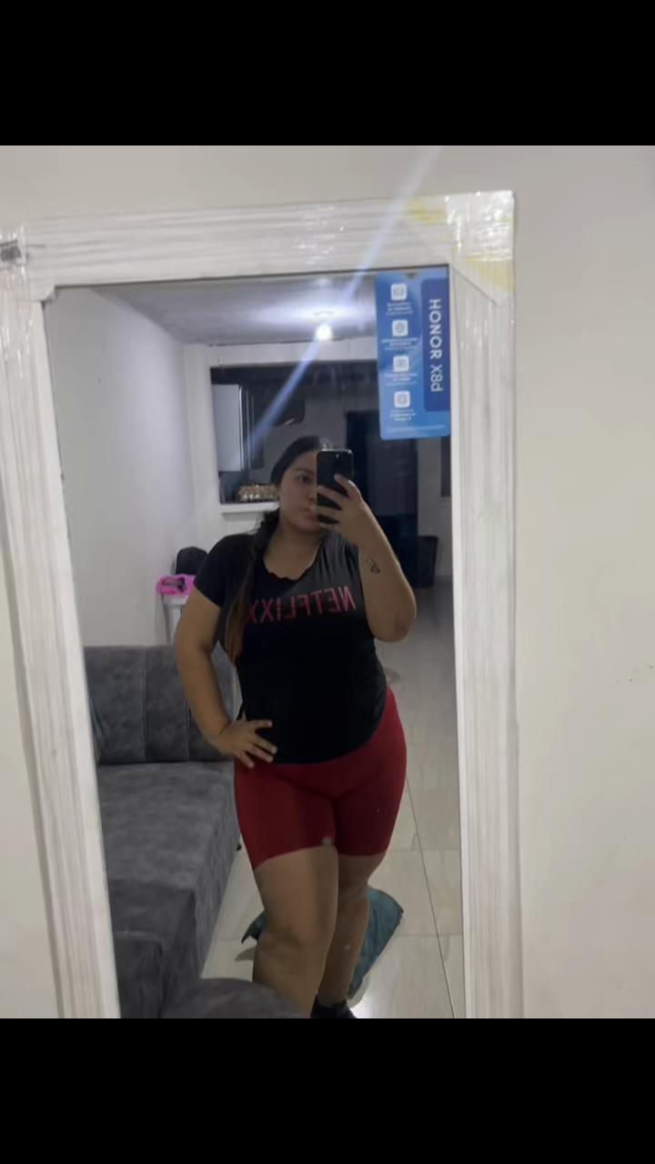 @Andreita velez
