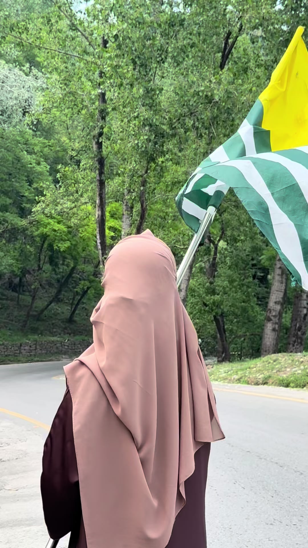 @Iqraqayyumjanjua