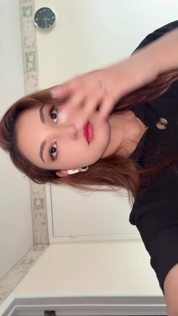 @🦢
