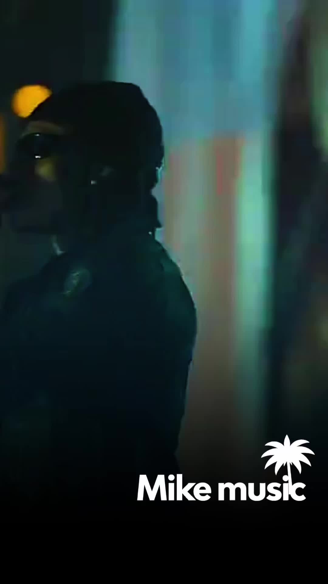 @𝙈𝙞𝙠𝙚𝙈𝙪𝙨𝙞𝙘🌴
