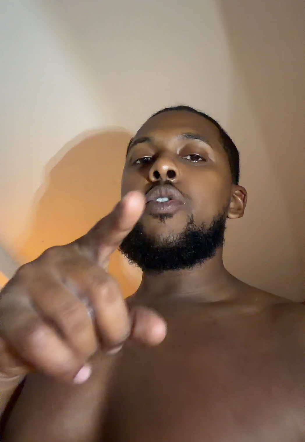 @AJ💰