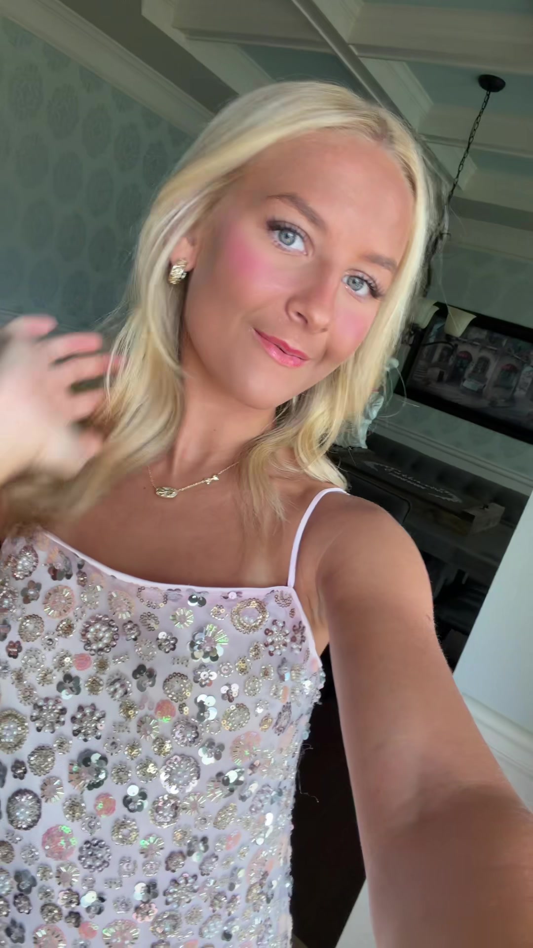 @halliegreen_