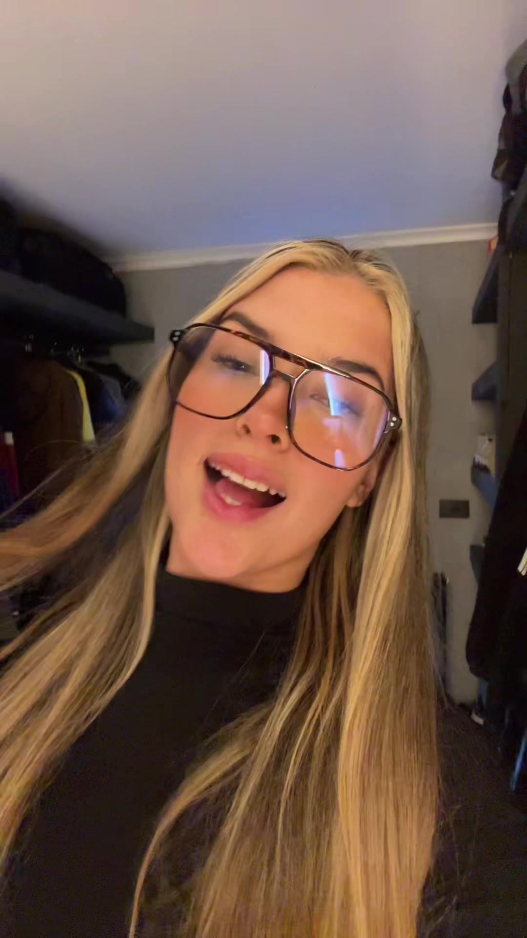 @valentinasanllehi