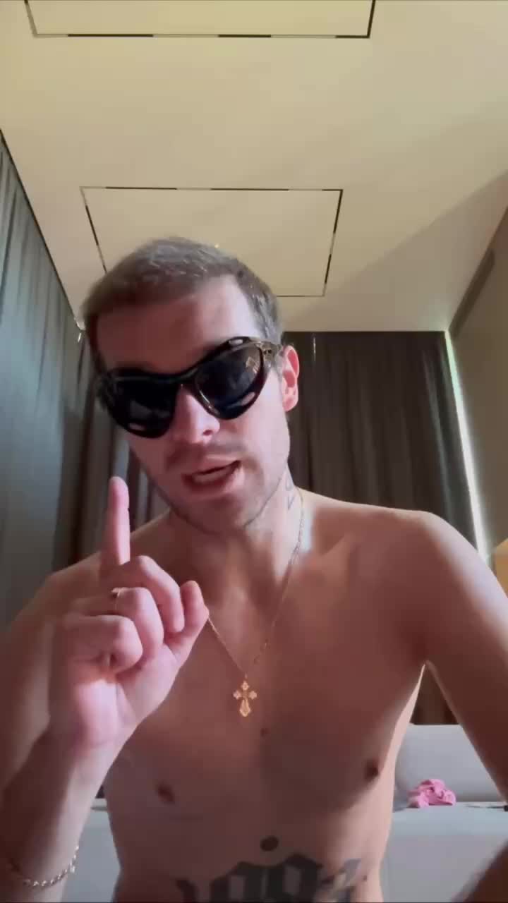 @Глазёна