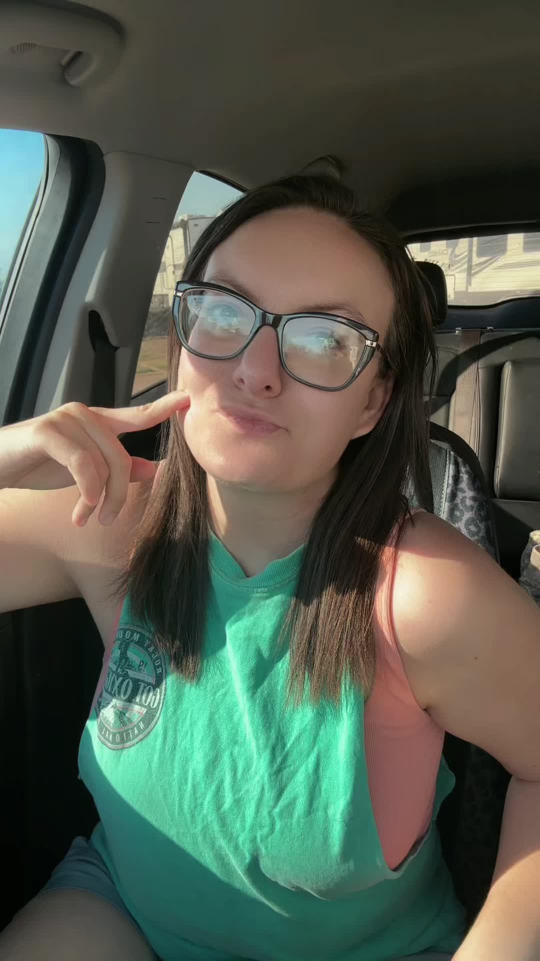 @Brit🌻🤠