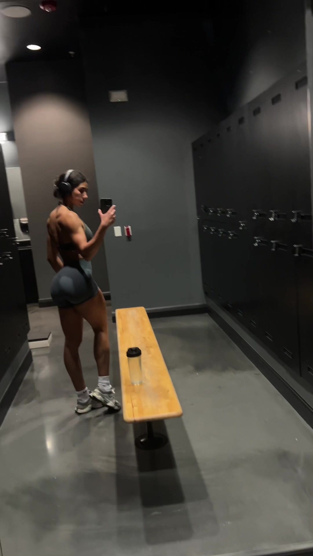 @zeynah🪽