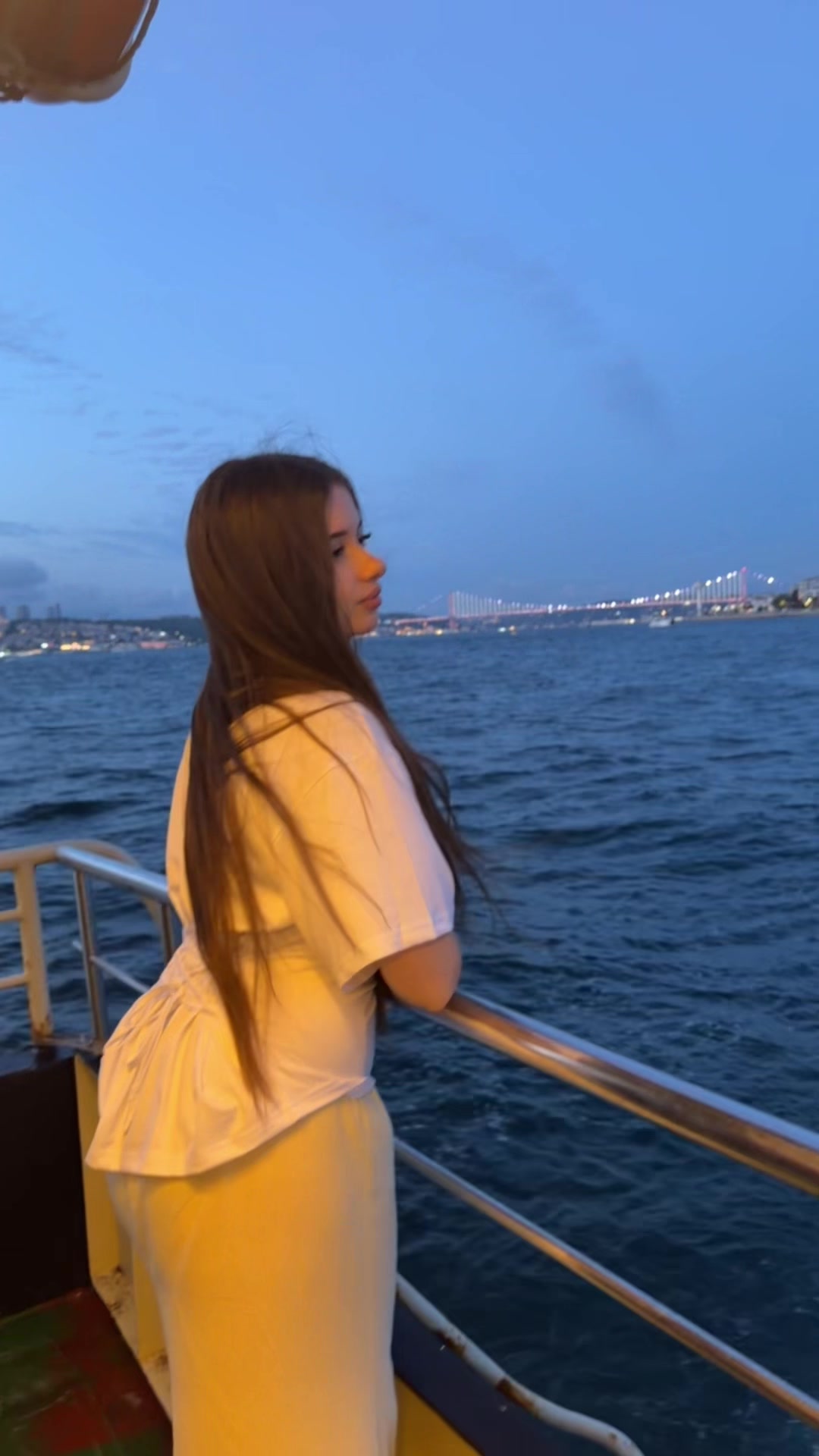 @Айлин🌙