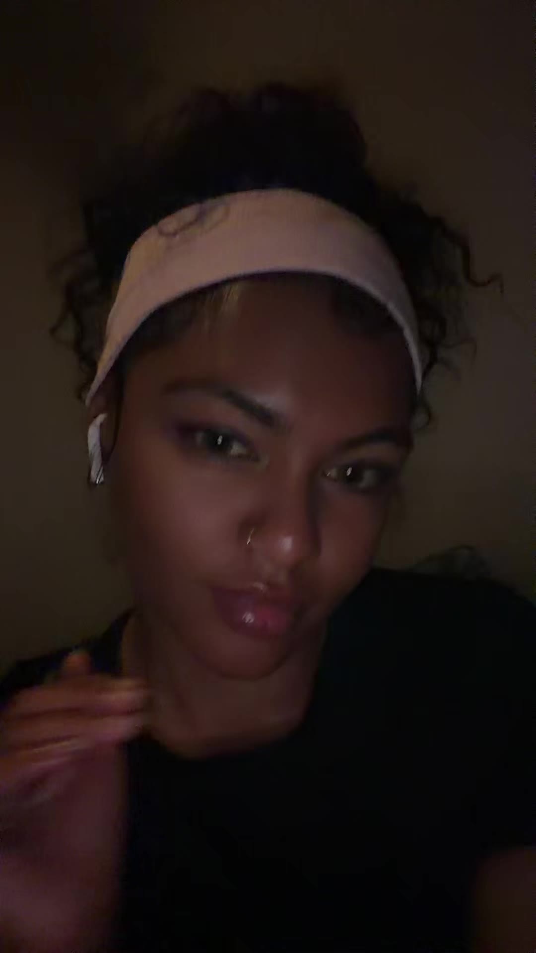 @notmamaquinn_
