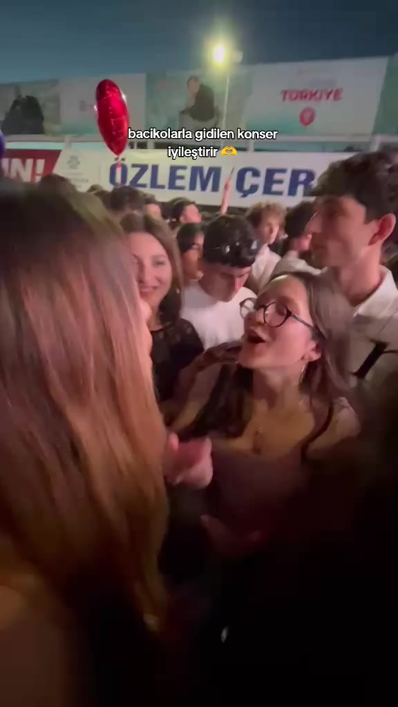 @nana🇹🇷͜͡✯