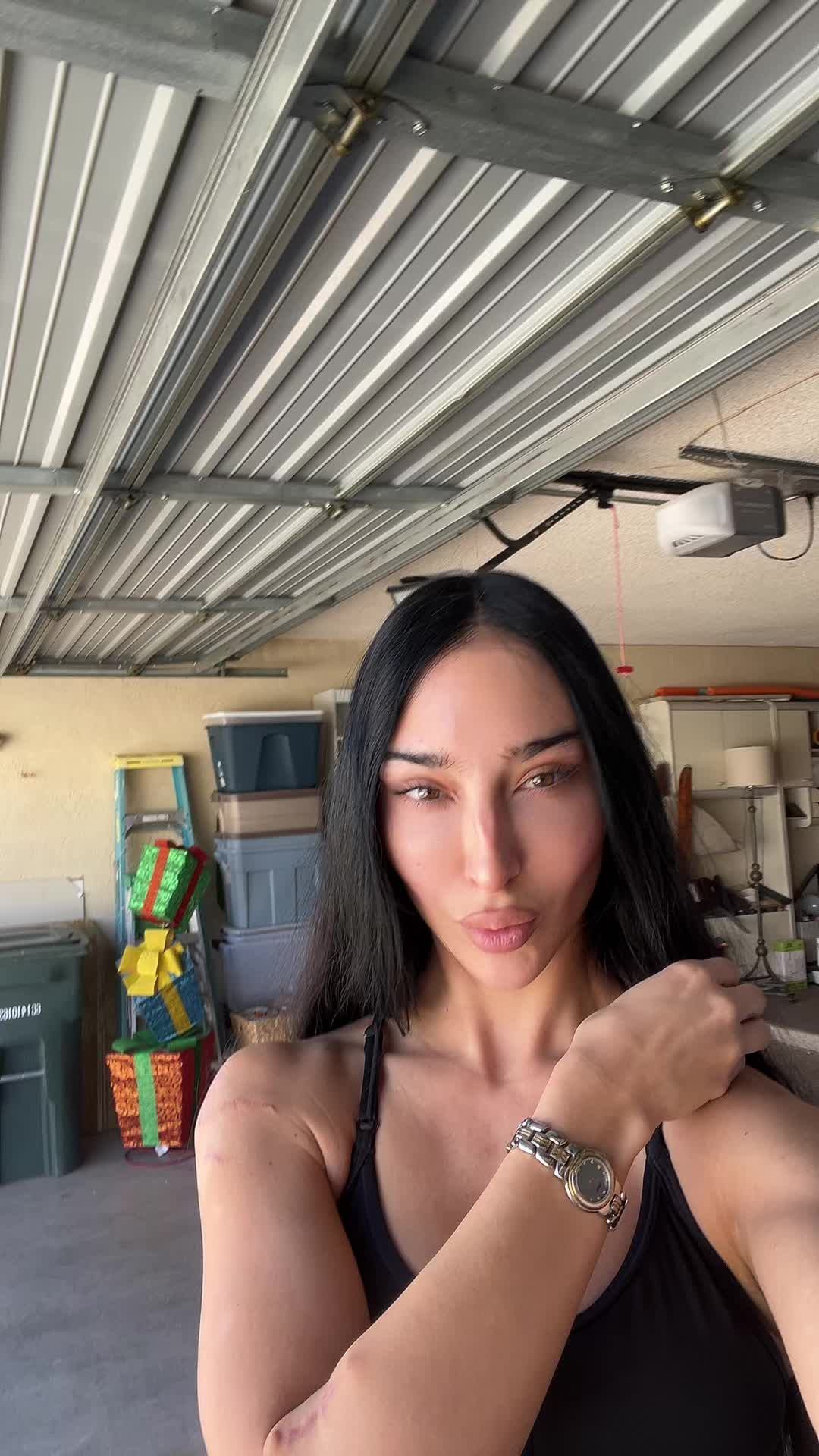 @bydecki