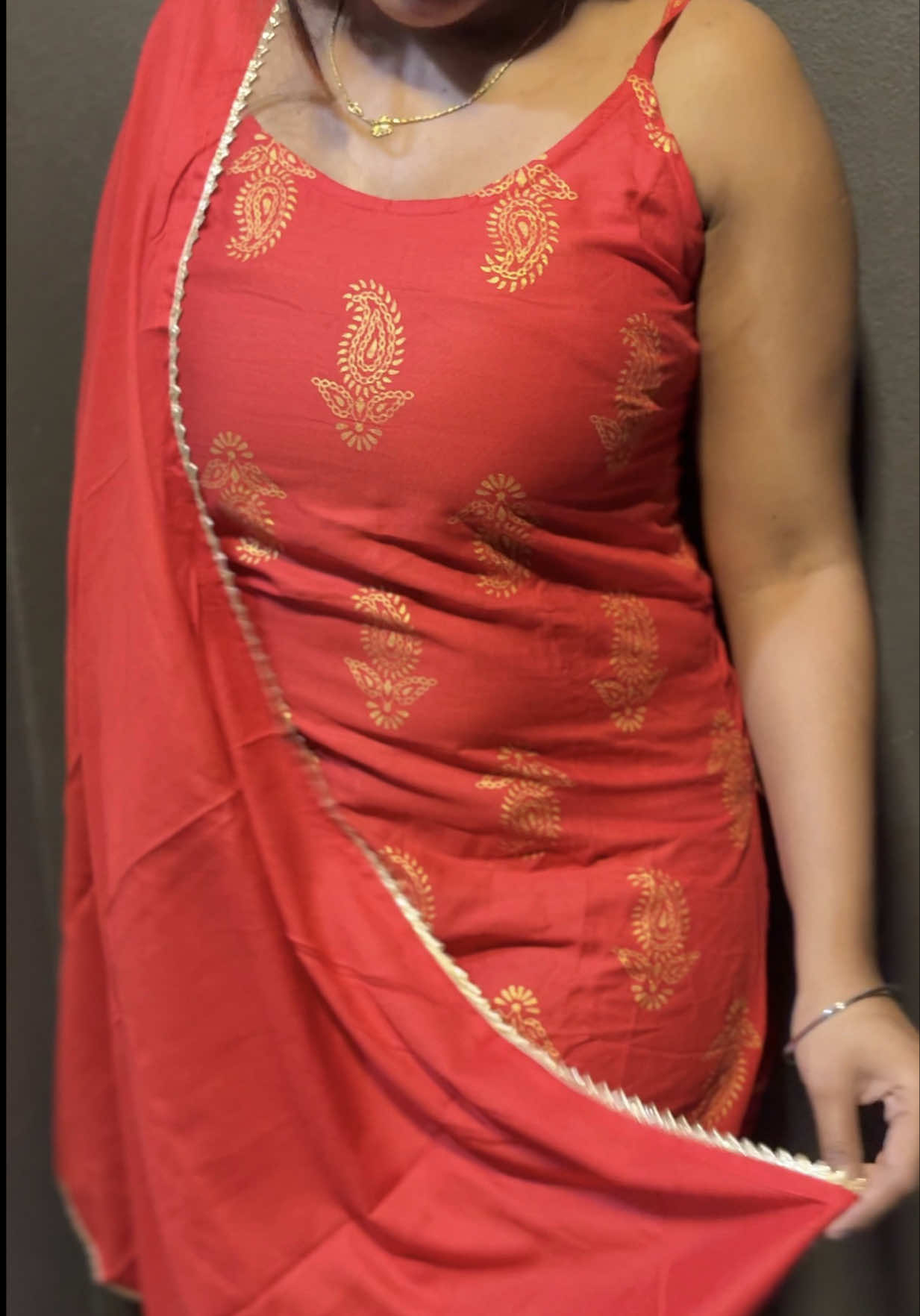 @Tharshini Rama | Creator