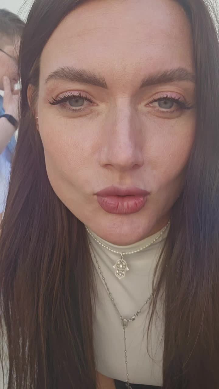 @L.🤍