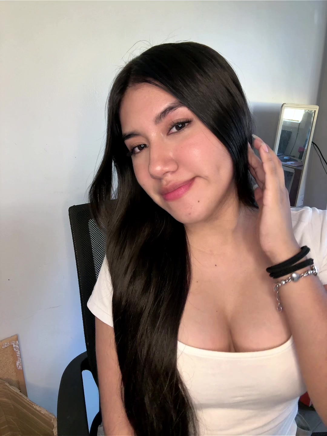 @Yohani._