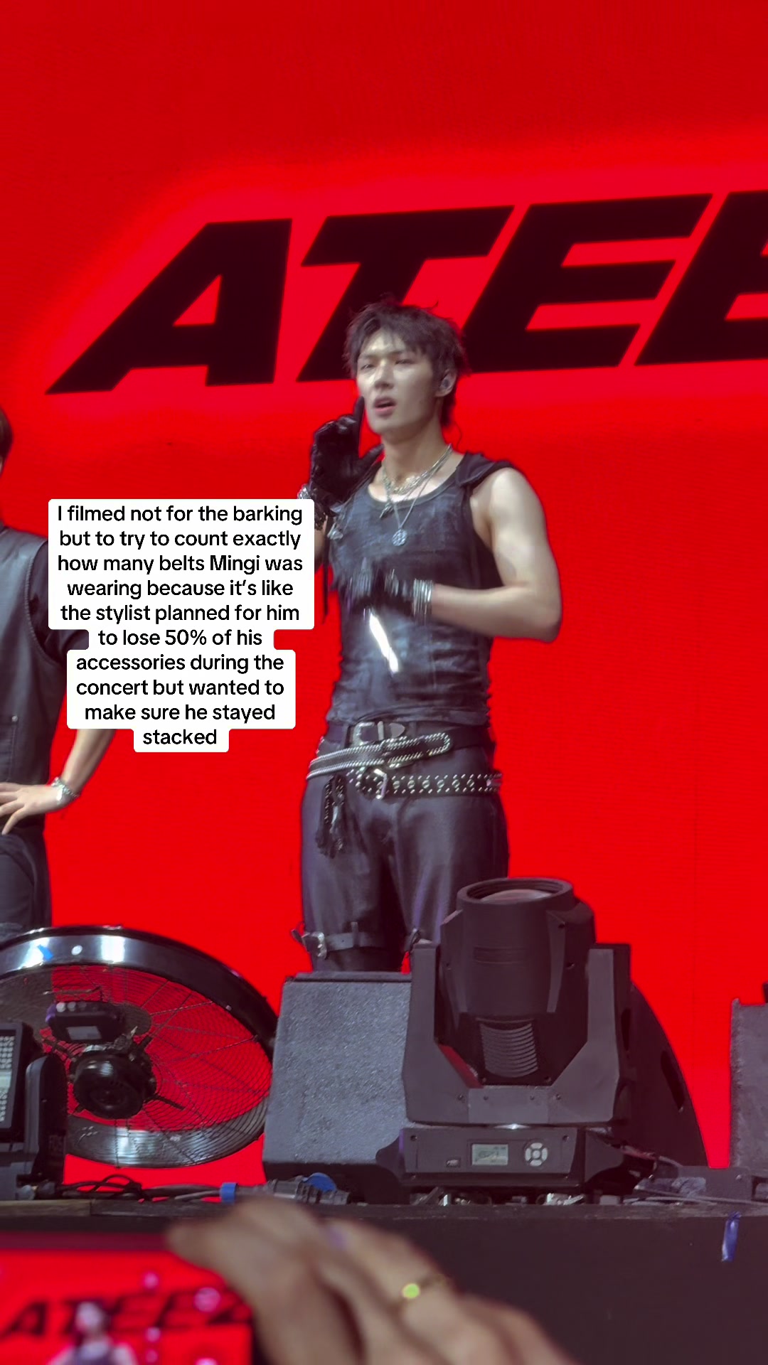 @Ella writes K-pop books
