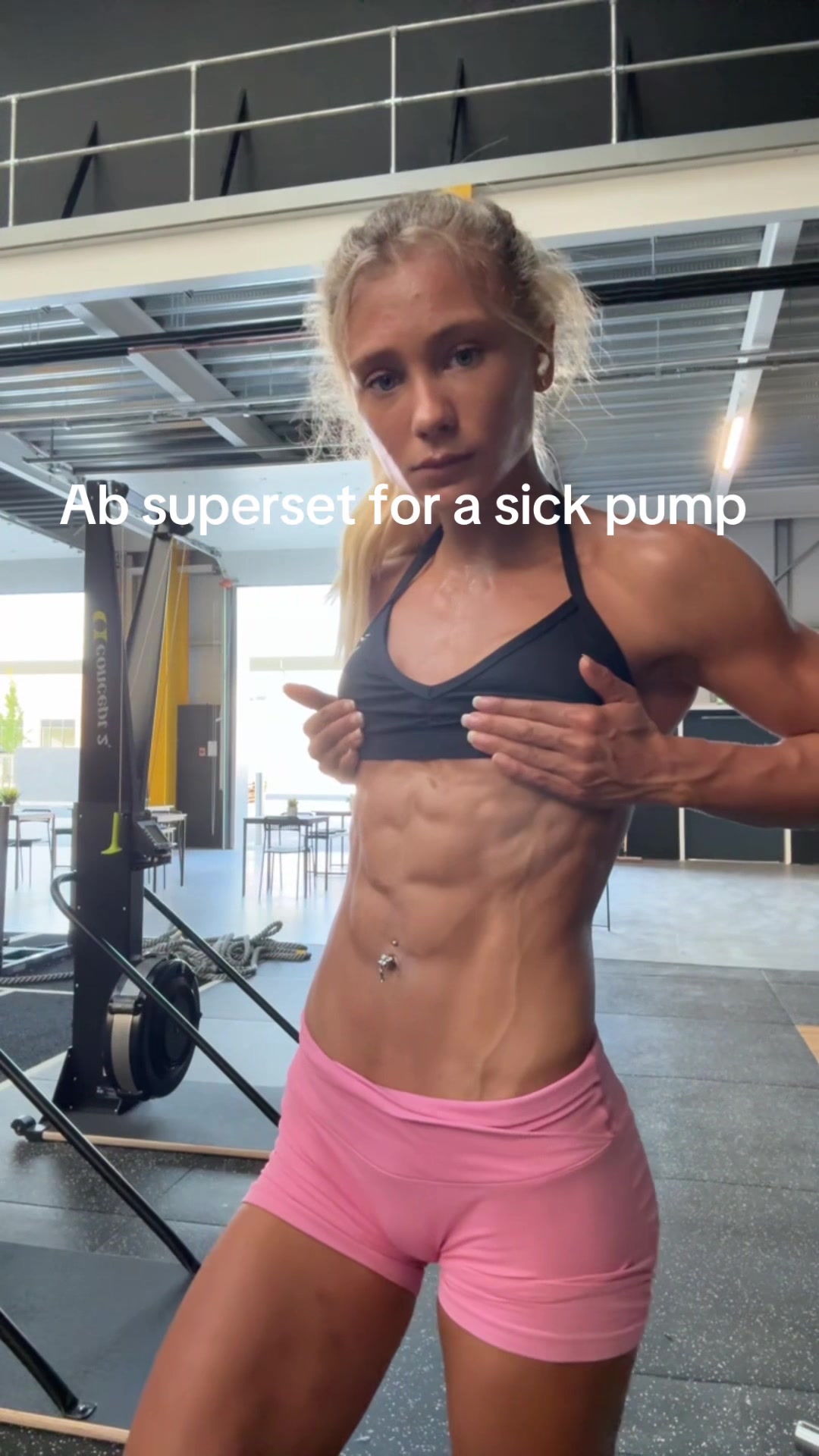 @Courtneyrose_fit