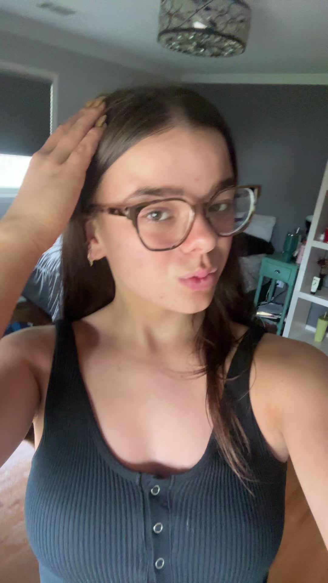 @lily