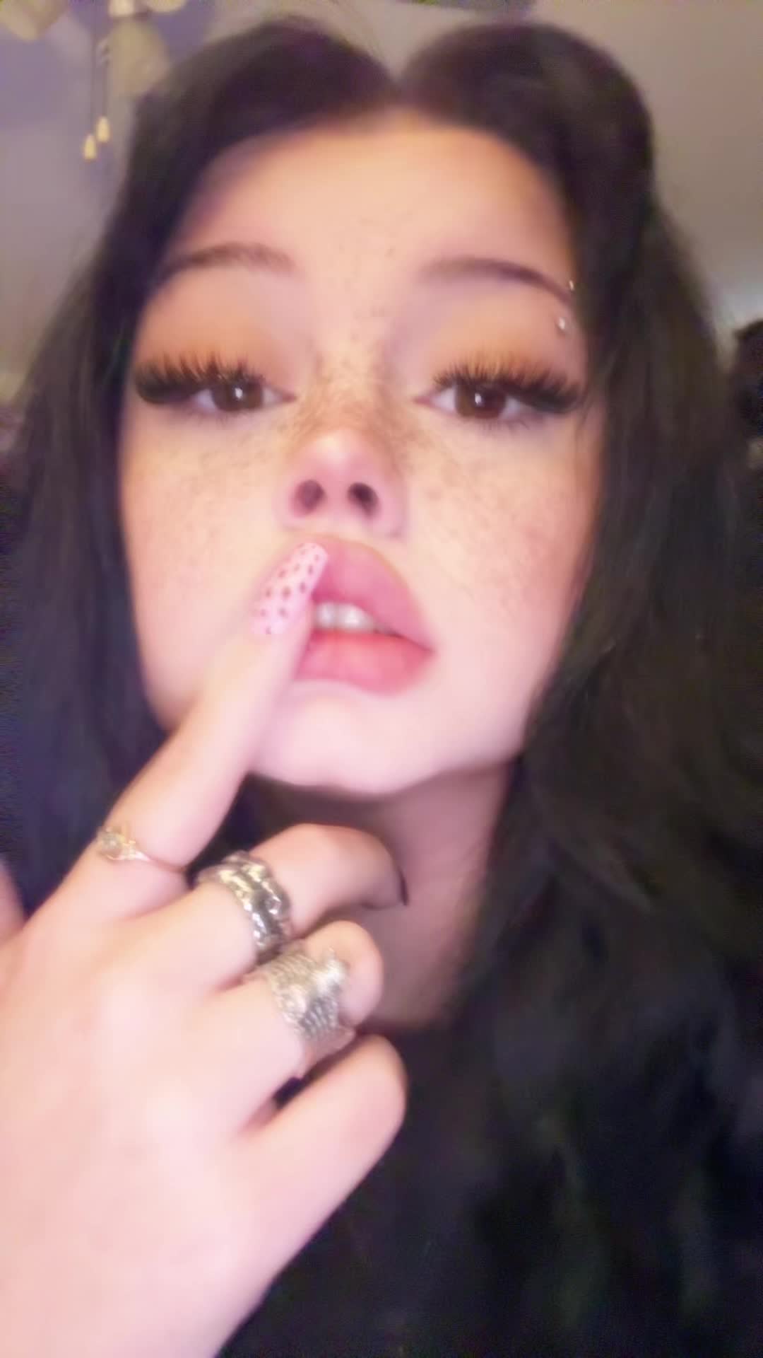 @𝐴𝑠𝑖𝑎🖤