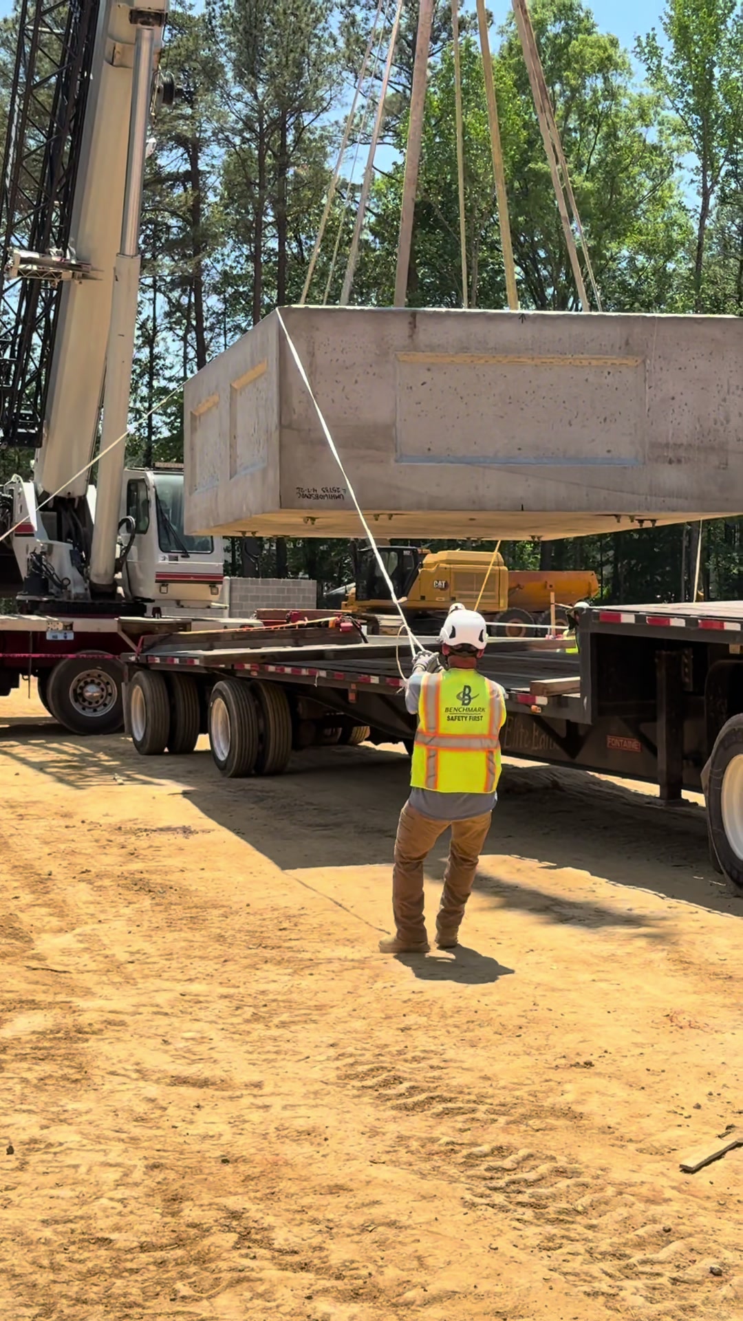 @B&M Crane