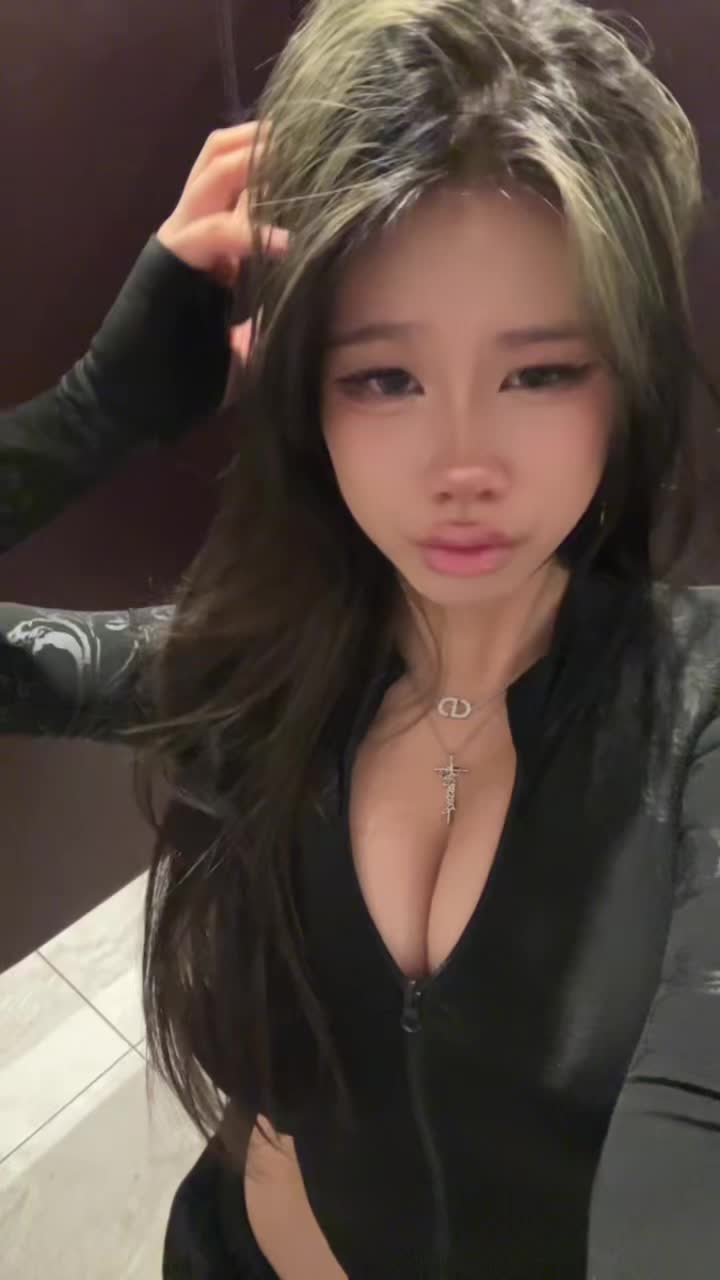 @Christina