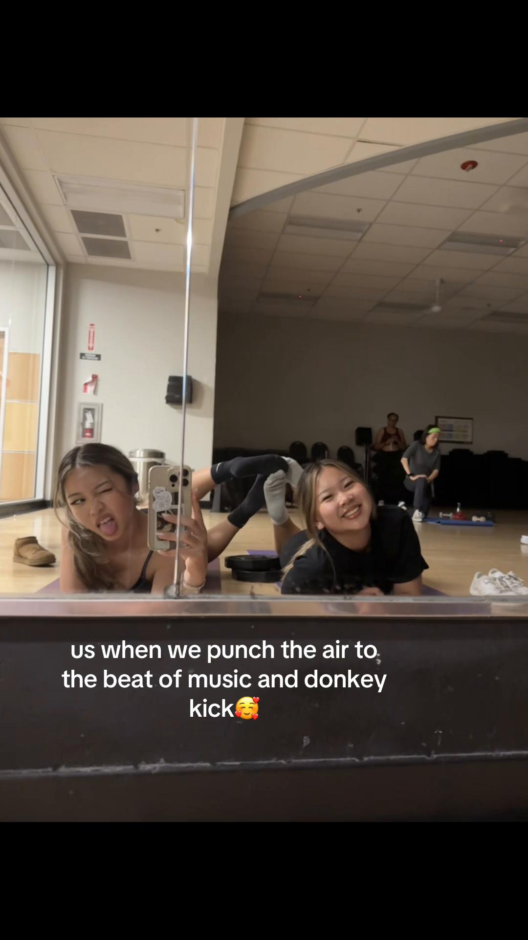 @emmilyhau