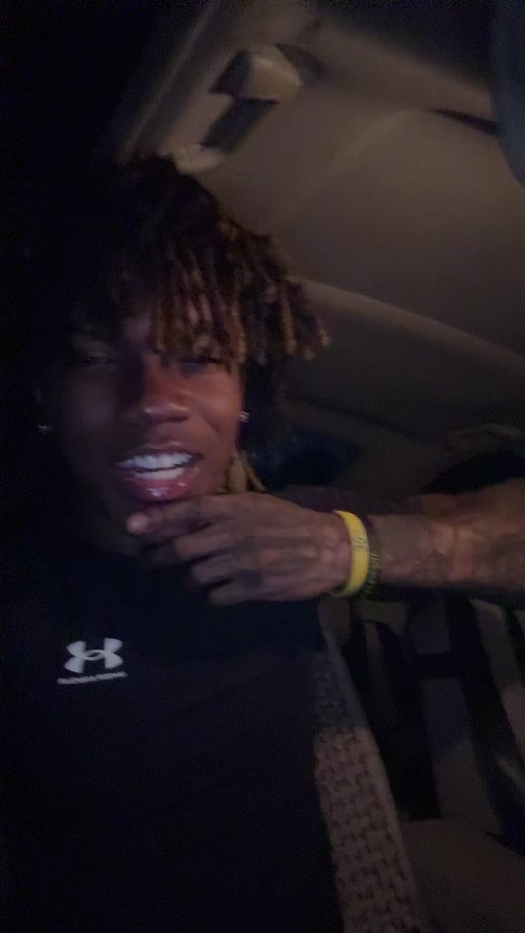 @🤫