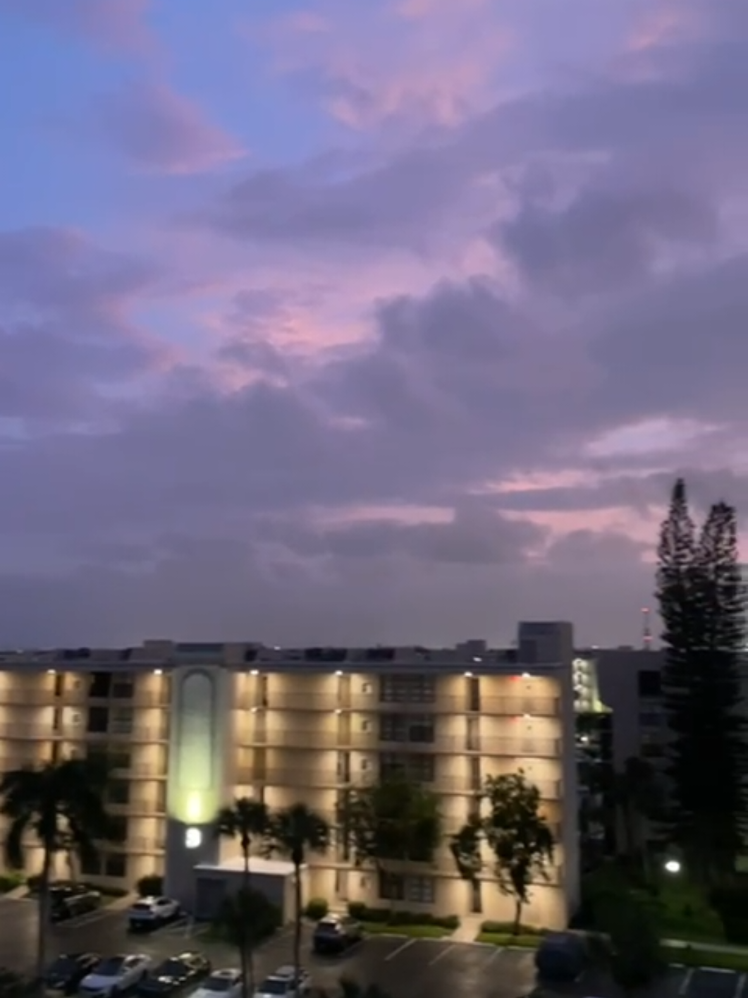 @AV