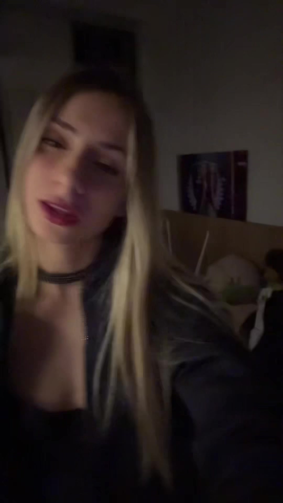 @isaamuninn